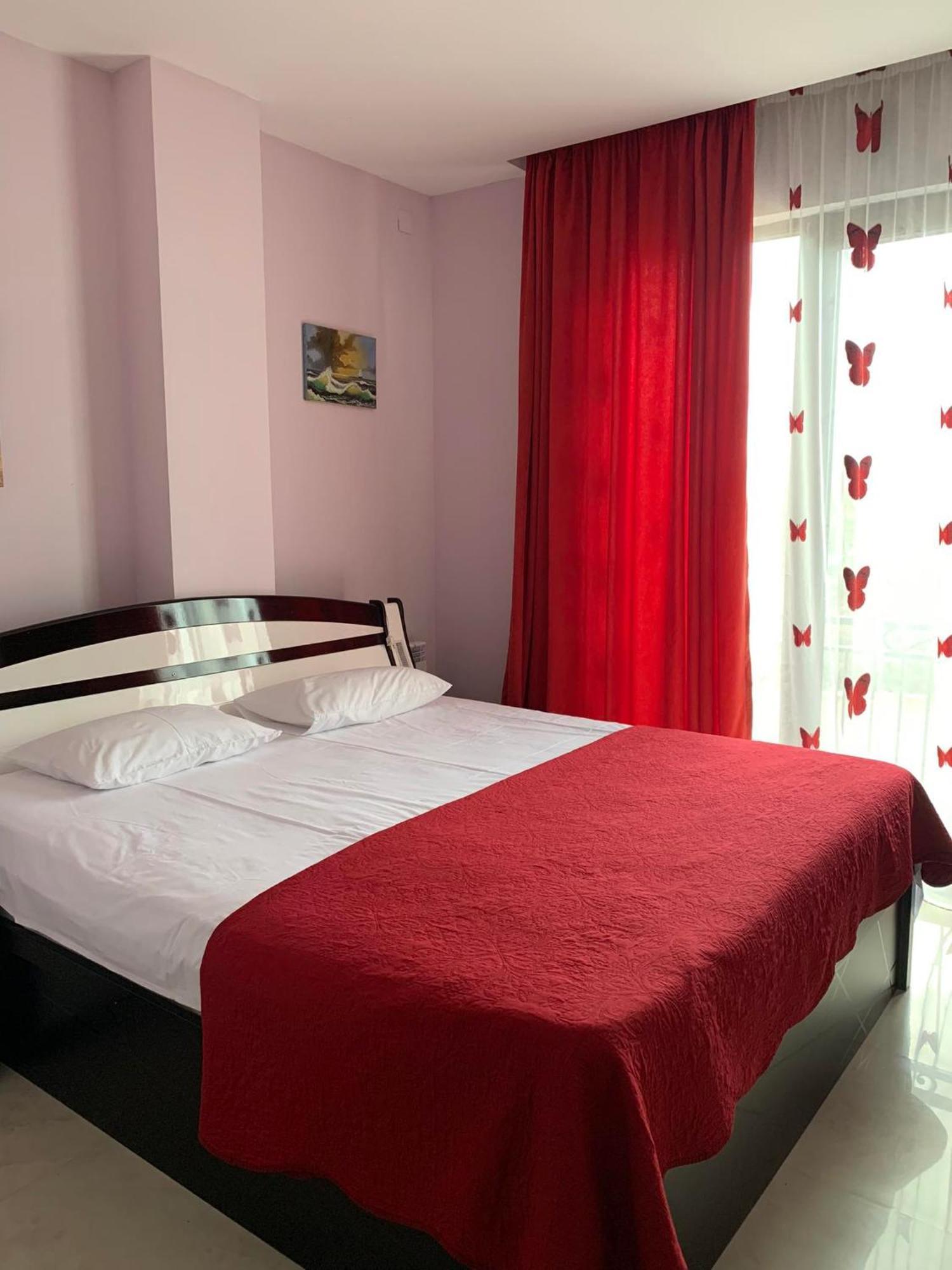 White House Chakvi Hotel Buitenkant foto